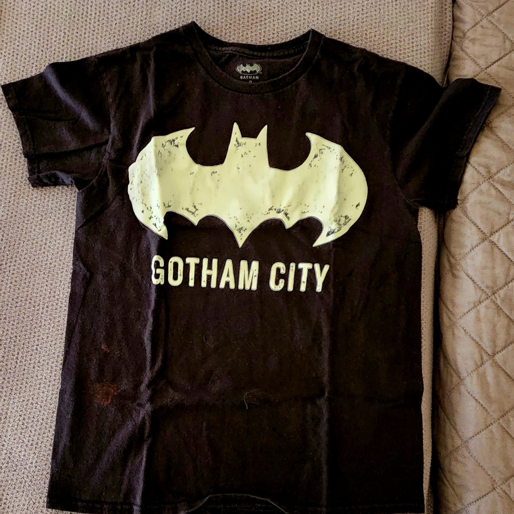 Batman >Small> Black T-Shirt